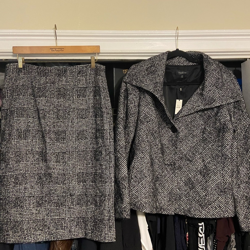 Talbots Skirt Suit Skirt size 12 Jacket size 14